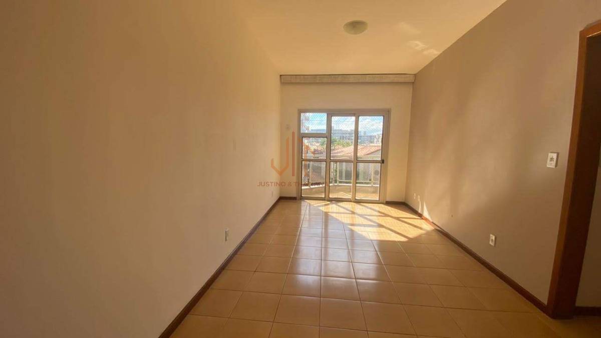 Apartamento à venda com 2 quartos, 100m² - Foto 3